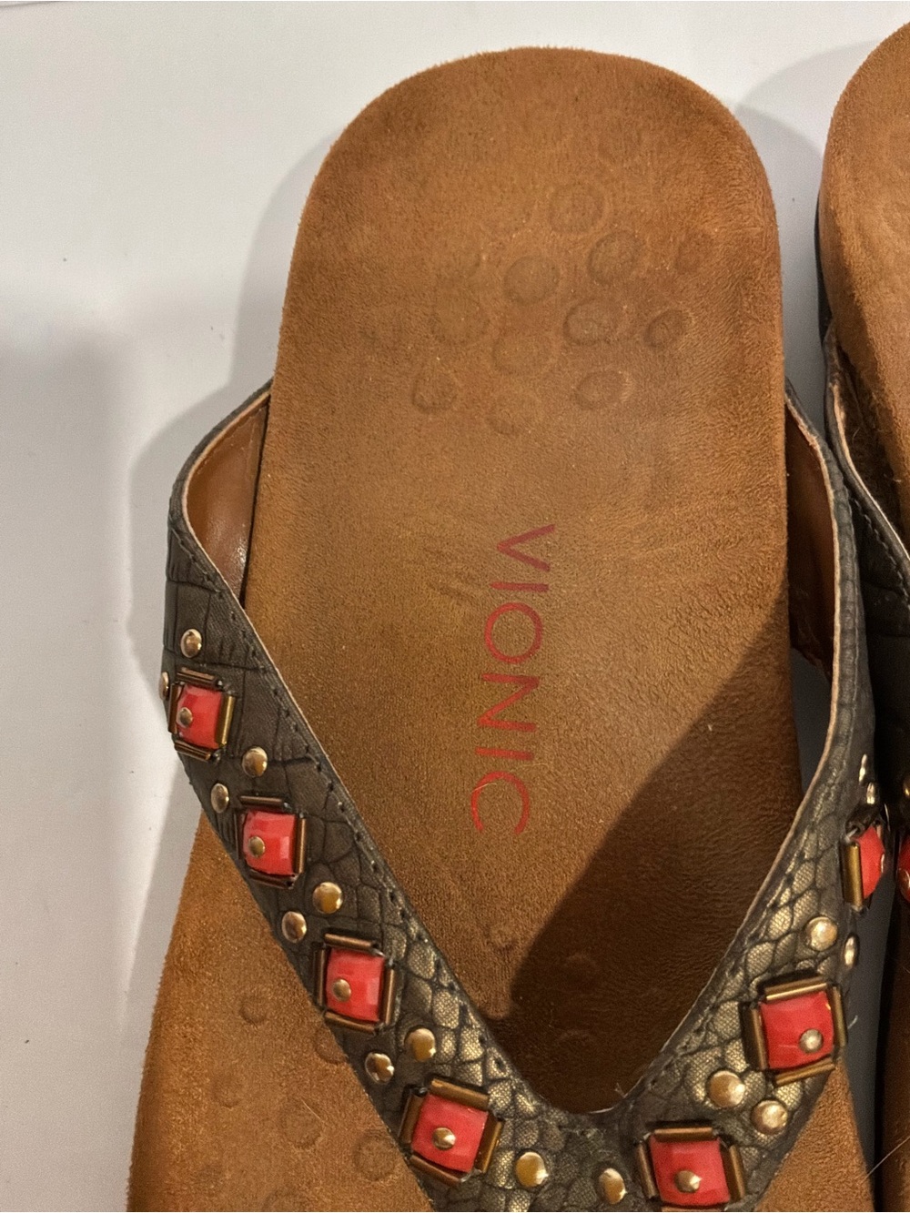 VIONIC..leather Sandals - Picture 5 of 7